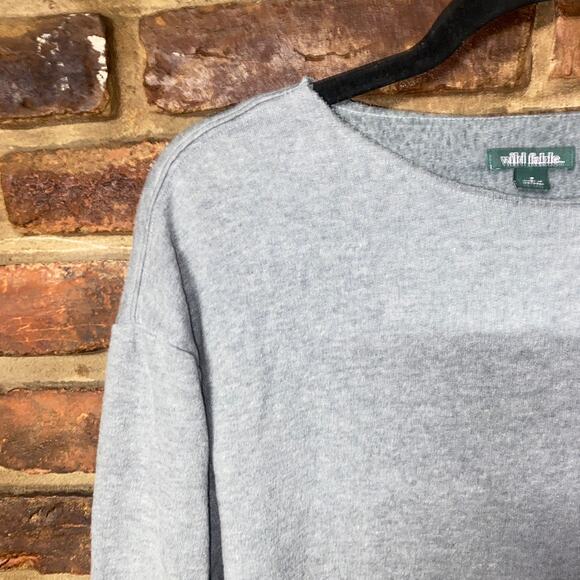 Wild Fable Raw Edge Cut-Off Distressed Crop Sweatshirt Women's Size Small - Picture 2 of 6